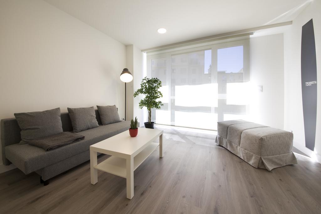 Pension T5 Donostia Suites San Sebastián Pokój zdjęcie