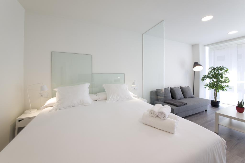 Pension T5 Donostia Suites San Sebastián Pokój zdjęcie